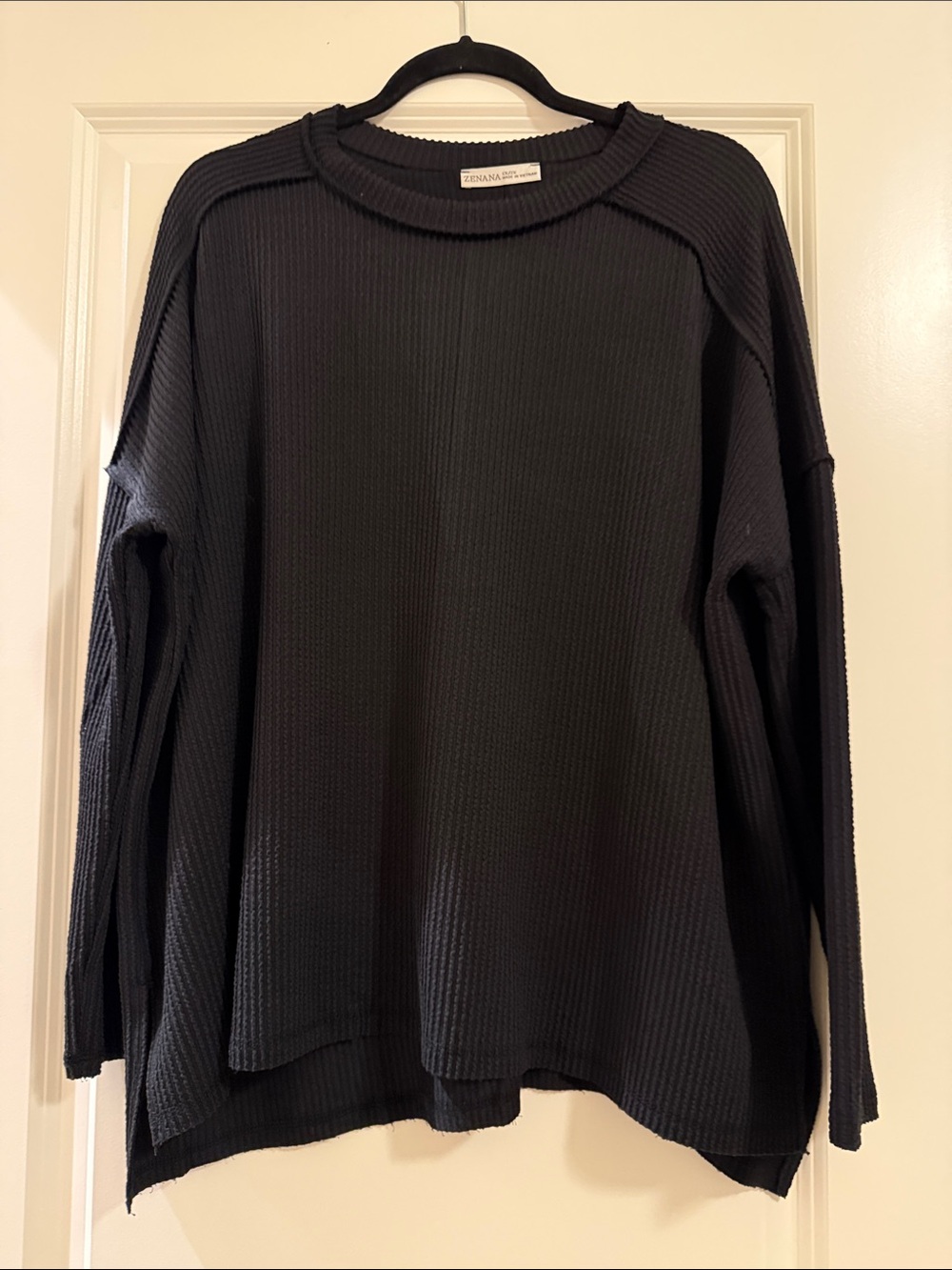 Zenana Outfitters Black Waffle-Knit Long Sleeve Top